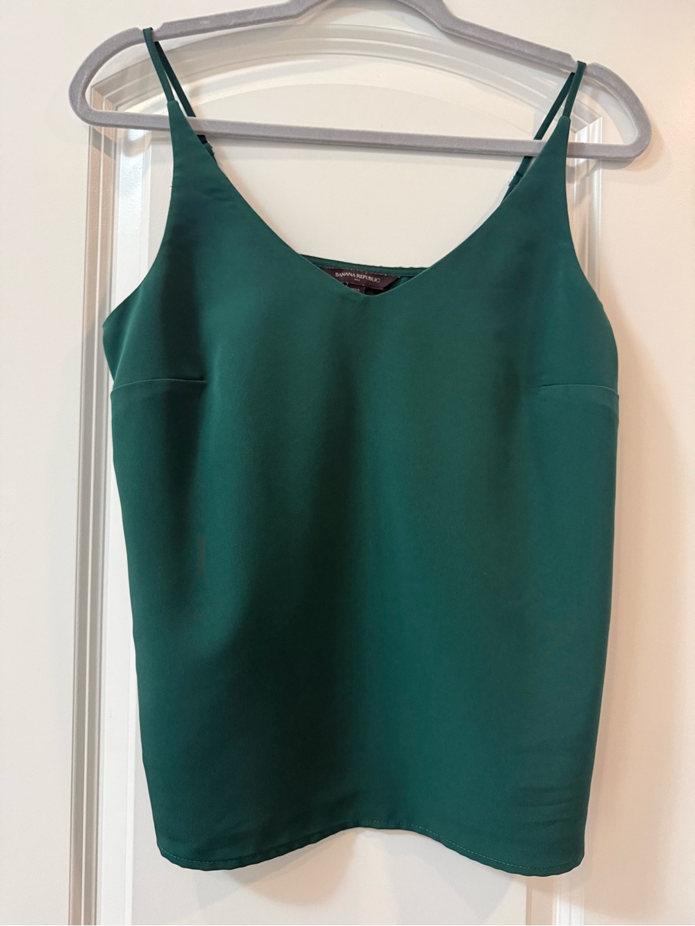 Banana Republic Women's Emerald Green V-Neck Satin Cami Tank